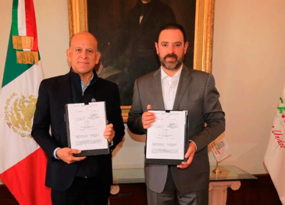 Firma Alejandro Tello acuerdo  de coordinación con el INSAB para brindar servicios de salud gratuitos
