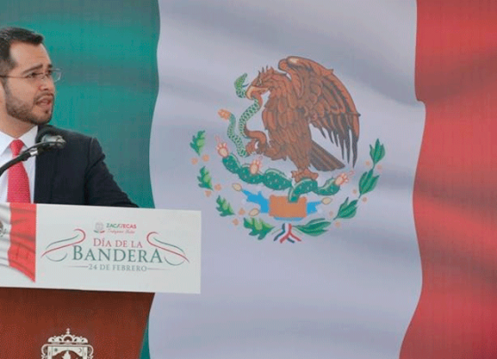 Encabeza Secretario General de Gobierno  acto conmemorativo por el Día de la Bandera