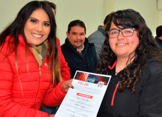 Trabajo y unidad pide Gustavo Uribe en Monte Escobedo