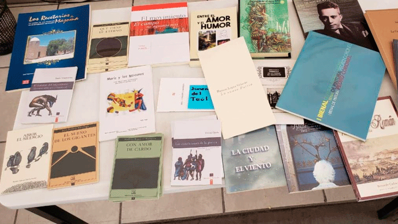 Para incentivar la lectura entre los bachilleres, IZC dona libros a la Bibliotecas del COBAEZ