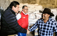 SECAMPO entrega apoyos a productores y ganaderos de Susticacán y Enrique Estrada