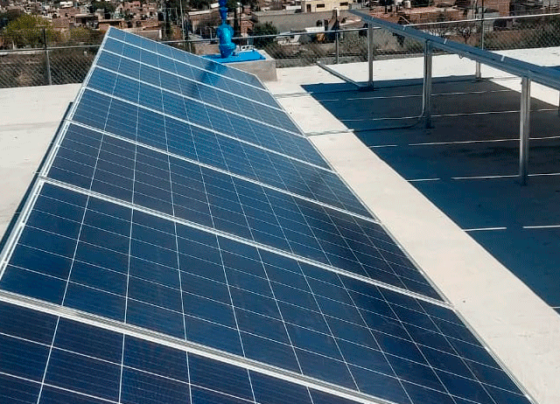 Incursiona JIAPAZ en energías renovables; instala paneles solares en sistema de bombeo de Guadalupe