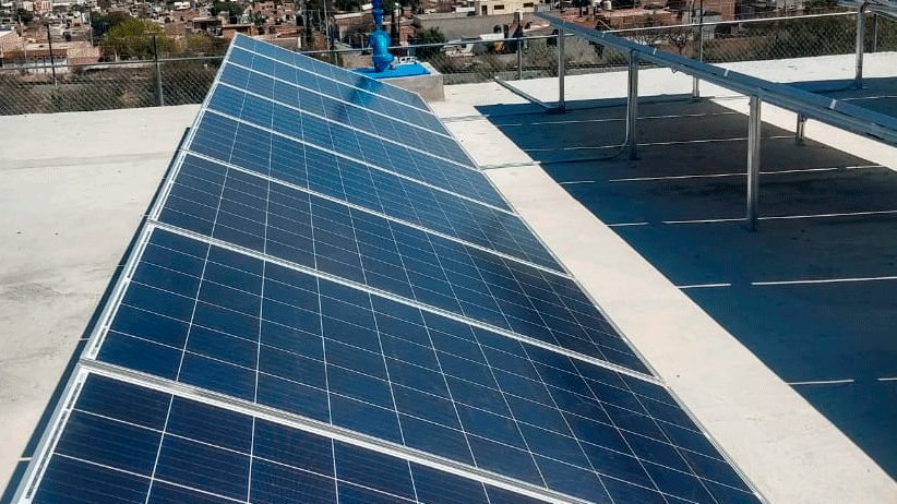 Incursiona JIAPAZ en energías renovables; instala paneles solares en sistema de bombeo de Guadalupe