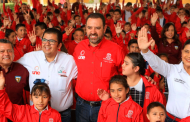 Gobernador Alejandro Tello cumple a Tepechitlán con entrega de obras y apoyos sociales