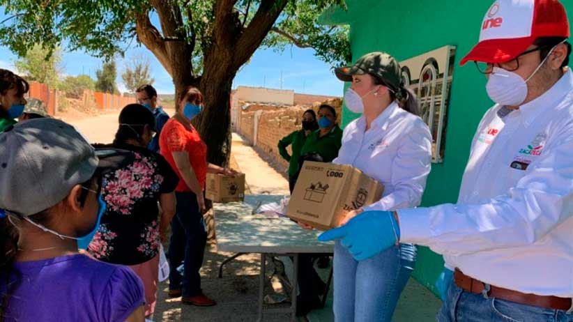 Se benefician familias de Chalchihuites con apoyos sociales emergentes.