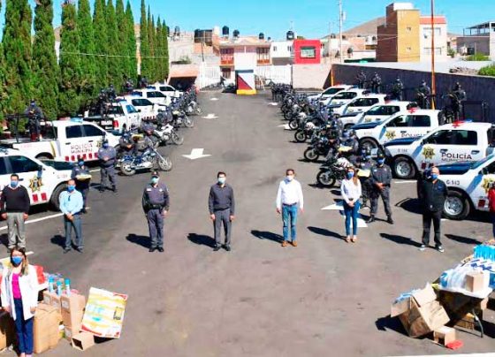 Entrega Julio César Chávez 5.4 millones de pesos en equipamiento a Seguridad Pública