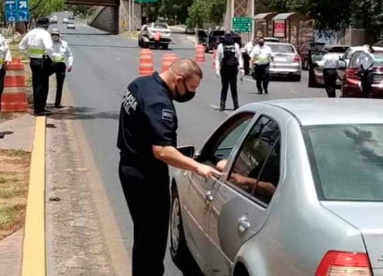 Retienen 143 vehículos en la zona conurbada por violar el Programa de reducción de la movilidad vial.