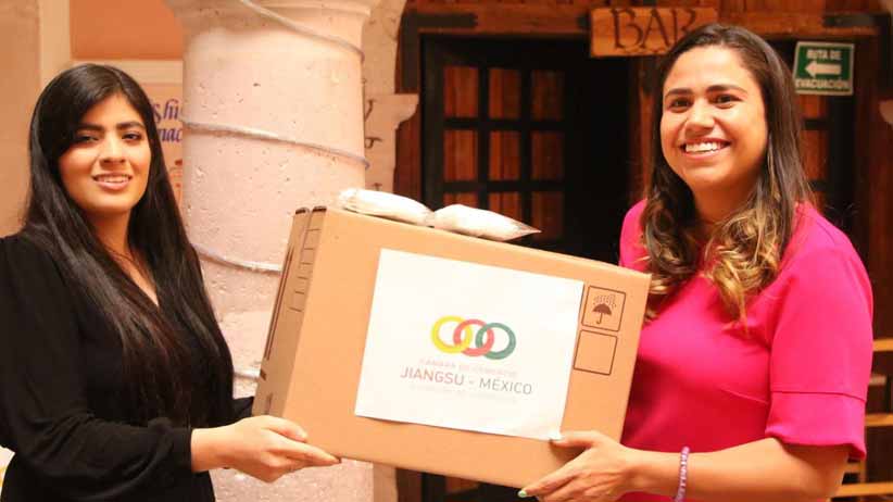 Gestiona Caty Monreal insumos médicos de China para zacatecanos