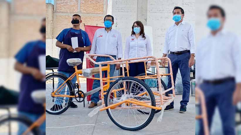 Comerciantes de Juchipila reciben apoyos gubernamentales
