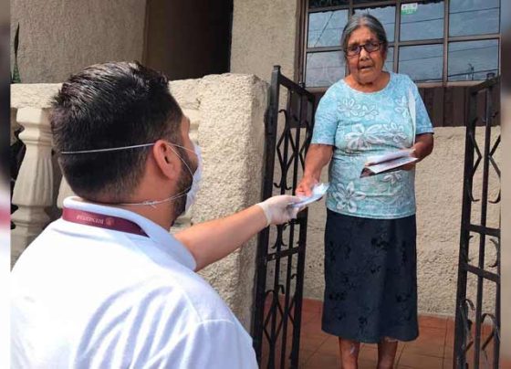 Secretaría de Bienestar facilita a adultos mayores trámites relacionados con su pensión sin salir de casa