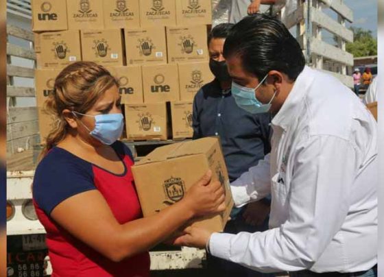 Lleva Gobierno Estatal alimentos a habitantes de Río Florido y Santiaguillo, en Fresnillo