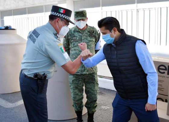 Entrega Julio César Chávez donativo a la Guardia Nacional ( Vídeo )