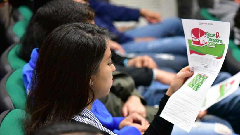 INJUVENTUD  reactivará becas transporte en el regreso a clases presenciales.