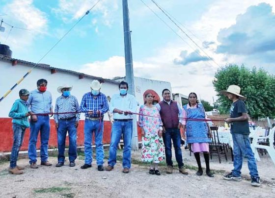 Amplía Gobierno Estatal red eléctrica en Saín Alto.