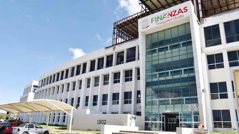 Verifica Secretaría de Finanzas casi 15 mil vehículos durante primer semestre del año.
