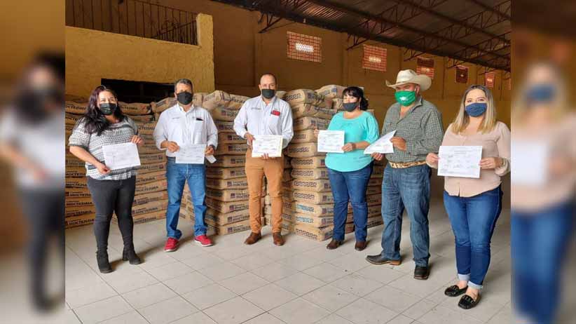 Distribuyen material para construcción en Atolinga y Genaro Codina