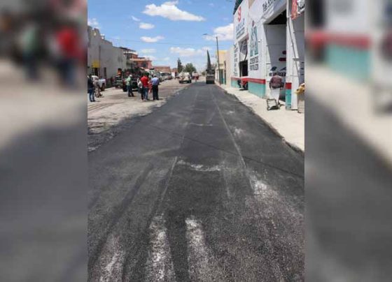 Saúl Monreal arranca trabajos de pavimentación en la Colonia Luis Donaldo Colosio