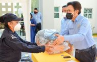 Miguel Torres entrega motopratullas y dota de uniformes a elementos de seguridad pública.