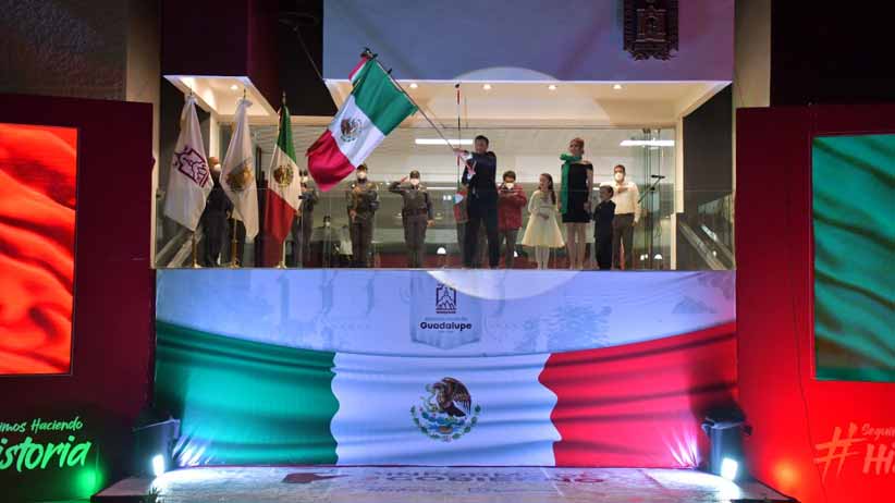 El Gobernador Alejandro Tello dedica Grito de Independencia a víctimas del Covid-19