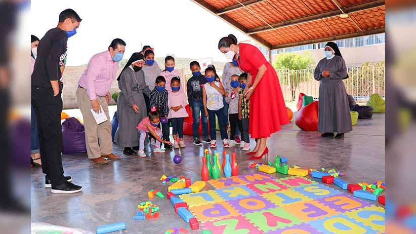 Dona SEDIF equipo y material didáctico a la Villa Infantil Sagrado Corazón de Jesús