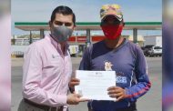 Reciben habitantes de la capital zacatecana certificados del IZEA