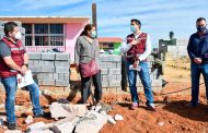 Supervisa Julio César Chávez construcción de muro perimetral en Jardín de Niños