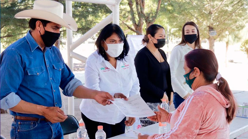 Entrega Gobierno del Estado ayudas para el mejoramiento de vivienda