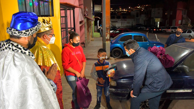 Entrega gobierno estatal 22 motos a policías viales al conmemorar el 77 aniversario de la corporación
