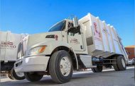 Entregan dos camiones recolectores al Departamento de Limpia en Fresnillo