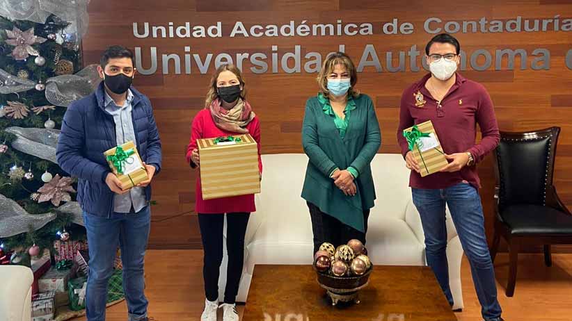 Recibe SEDIF donativo de 2 mil juguetes y cobijas del Voluntariado Modelo