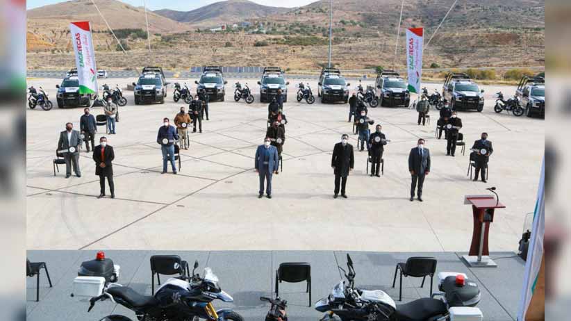 Rinden protesta nuevos directores del IZAI