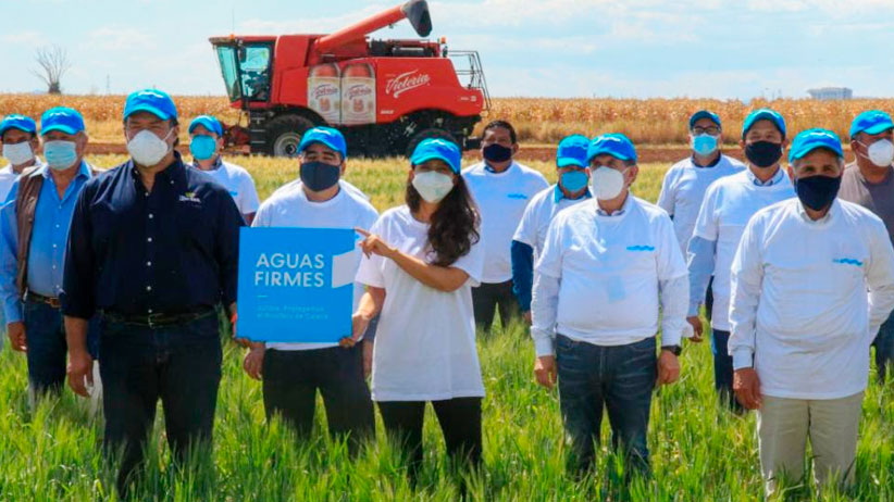 Hagamos de la Sefin un orgullo y una institución sólida: Miranda Castro a graduados de posgrado