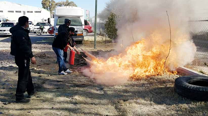 Presidente llama a los mexicanos a reducir consumo de energía eléctrica por las noches
