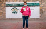 Familias de Fresnillo, Pinos, Villanueva y Mazapil reciben becas “Benito Juárez”; el apoyo contribuye para que niñas y niños permanezcan en la escuela: Verónica Díaz