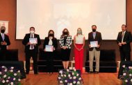 Presentan libro 