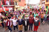 Miranda Castro reconoce el trabajo de las madres capitalinas.