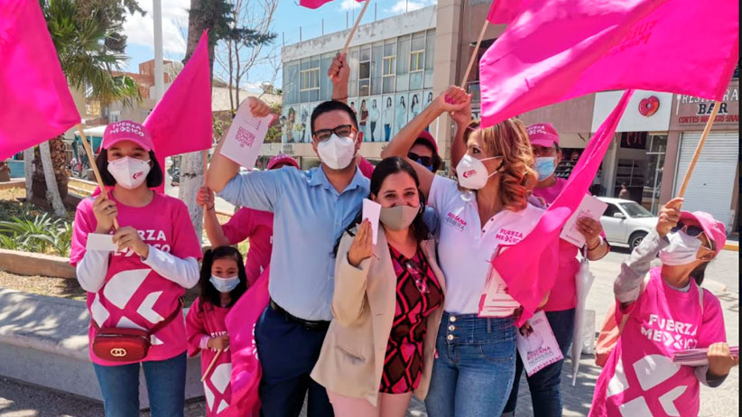 Realiza candidata Roxana Herrera semaforización en las principales calles de Fresnillo