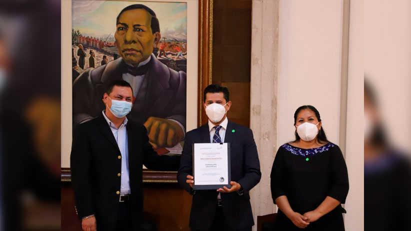 Club migrante dona grúa para movilización en asilo de Villanueva