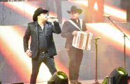 Exitosa presentación de Julión Álvarez en Zacatecas