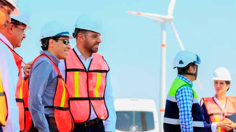 Pide el gobernador electo David Monreal se informe sobre la entrega irregular de concesiones de taxis en Zacatecas