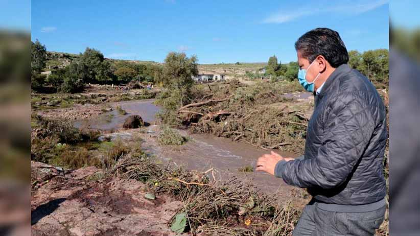 Gobernador David Monreal atiende oportunamente a afectados por lluvias en Genaro Codina; emprende plan de reactivación