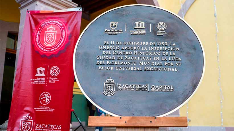 Devela Alcalde Jorge Miranda placa conmemorativa por el 28 aniversario del Centro Histórico de Zacatecas como Patrimonio Mundial