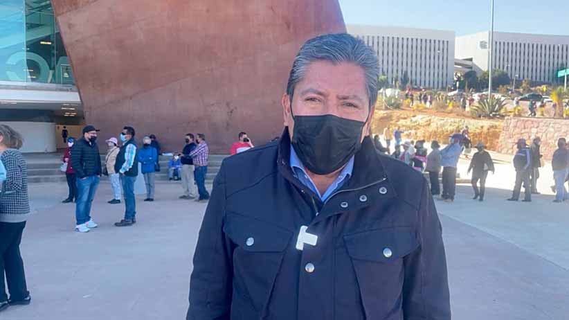 Entrega Julio César Chávez reencarpetamiento de calles en Guadalupe
