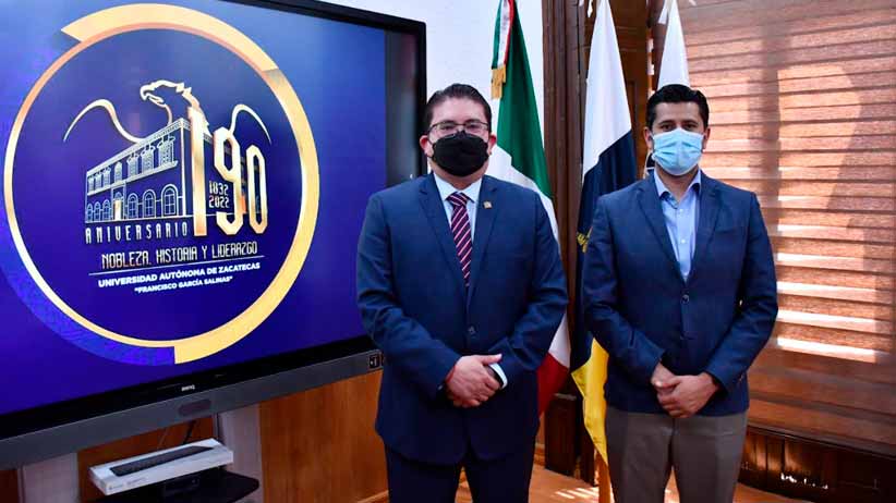 Instruyen a estudiantes de secundaria en temas de violencia en el noviazgo y acoso escolar      