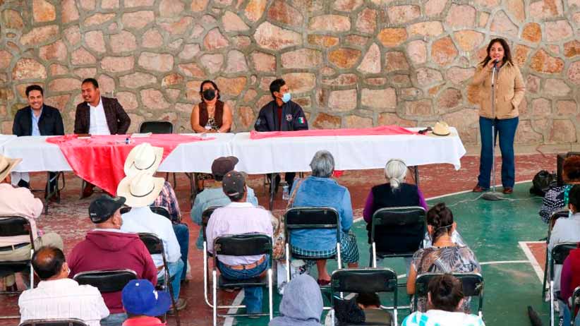 En Trancoso, 247 niñas y niños recibieron becas “Benito Juárez” de Educación Básica