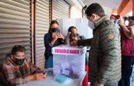 Ejerce alcalde Jorge Miranda derecho al voto durante ejercicio de revocación de mandato