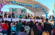 Con lucha libre y regalos festejaron a los pequeños del hogar en Mazapil