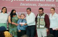 Gobierno de David Monreal fortalece la política social del Presidente López Obrador; entregan tarjetas bancarias para el Bienestar en Zacatecas
