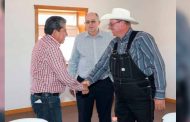 Reparará Gobierno de David Monreal carreteras que conducen a los campos menonitas, en Miguel Auza