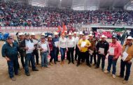 Realiza Gobernador David Monreal sorteo para la adquisición de maquinaria especializada y 200 tractores agrícolas